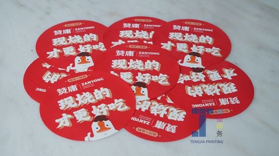 In lụa màu sắc trong khuôn nhãn với mắt bắt mắt hoàn thành